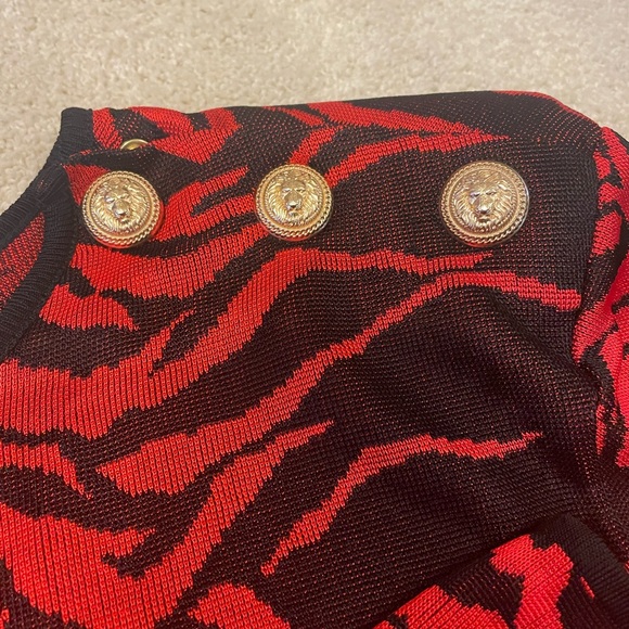 ❤️TRADED❤️Balmain zebra red black gold L button mini dress long sleeve 44 France - Picture 16 of 16
